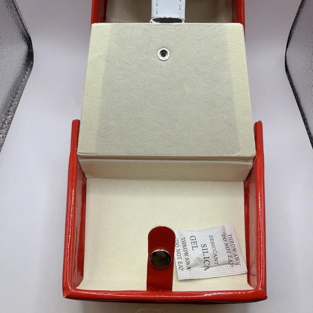 Unused No‎ Tag Faux Red/White Patent Leather Rite Aid Home Purse Jewelry